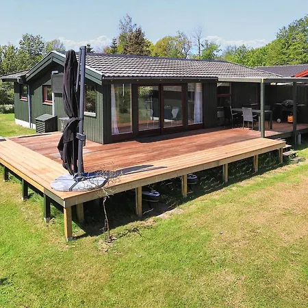 4 Star In Praesto-by Traum Holiday home