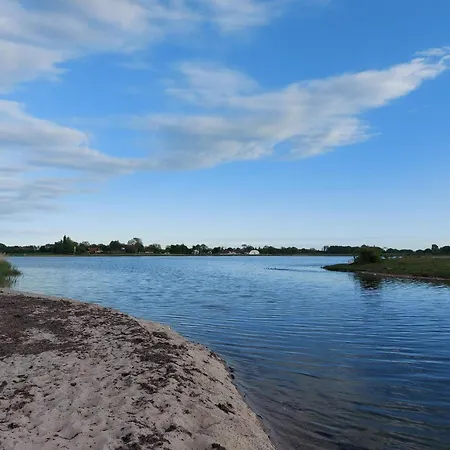 4 Star In Praesto-by Traum * Praesto